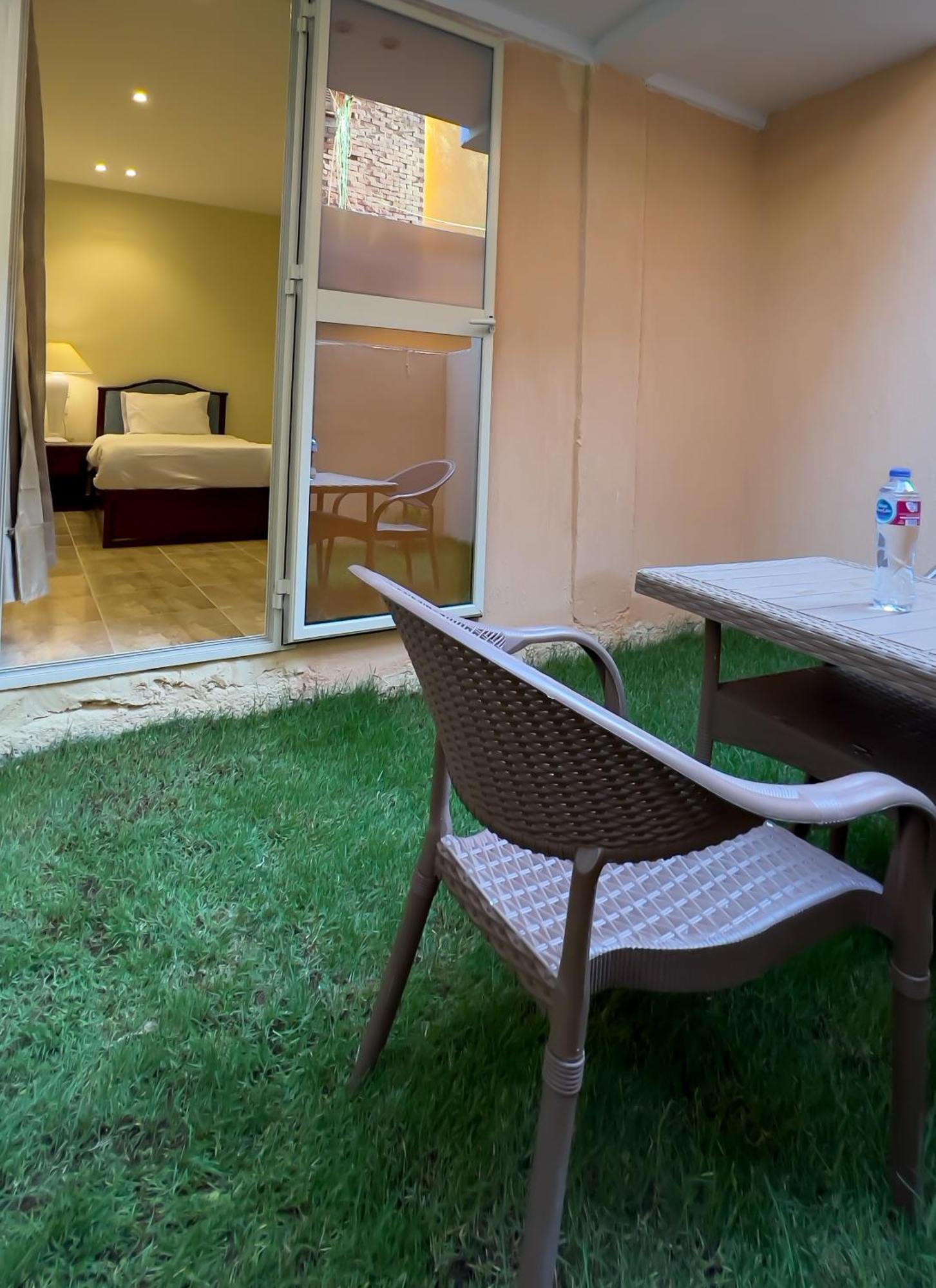 Pyramids Vista Inn Kafret el-Gabal エクステリア 写真