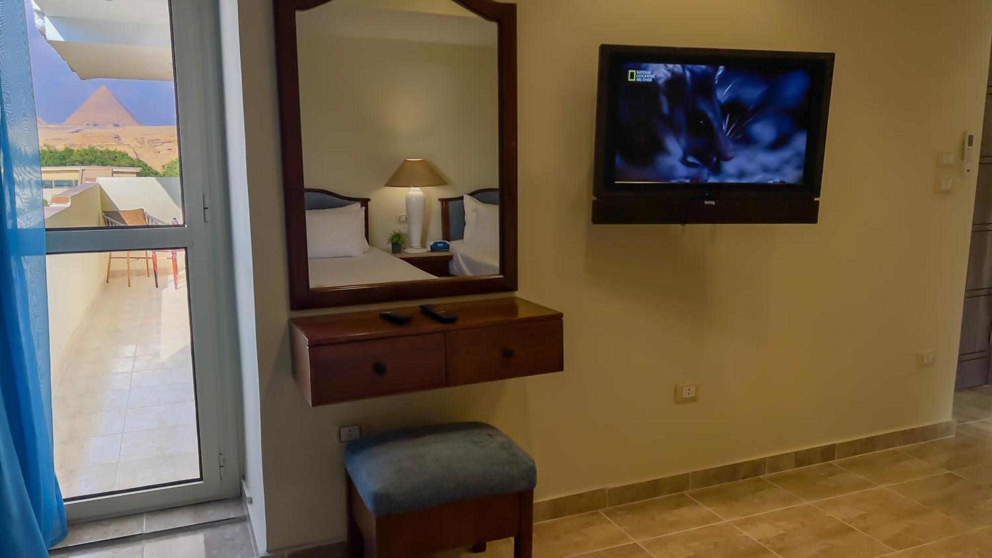 Pyramids Vista Inn Kafret el-Gabal エクステリア 写真