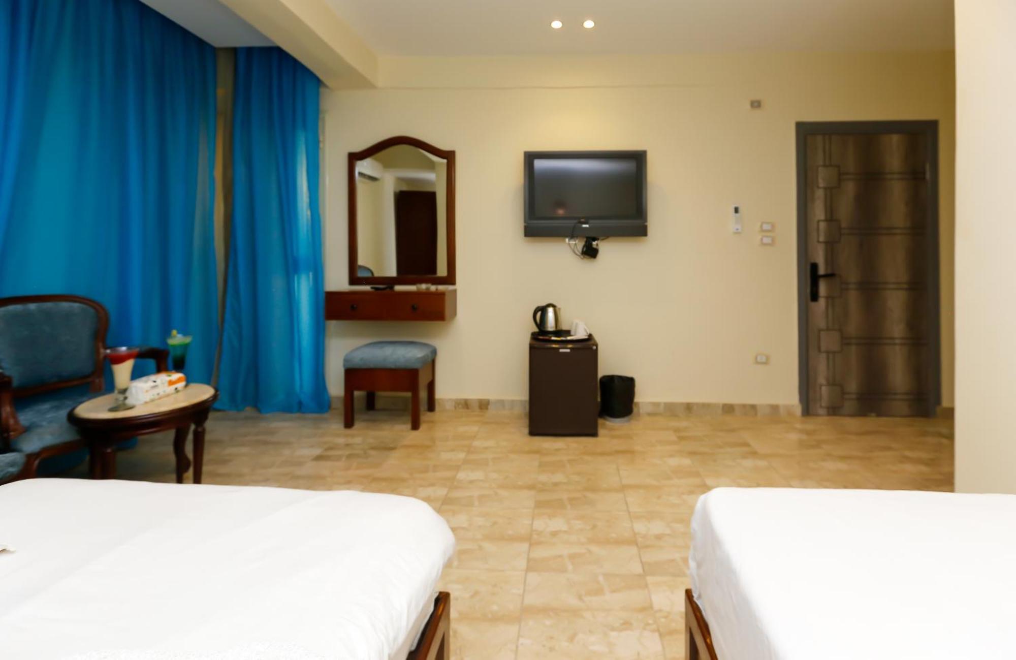 Pyramids Vista Inn Kafret el-Gabal エクステリア 写真