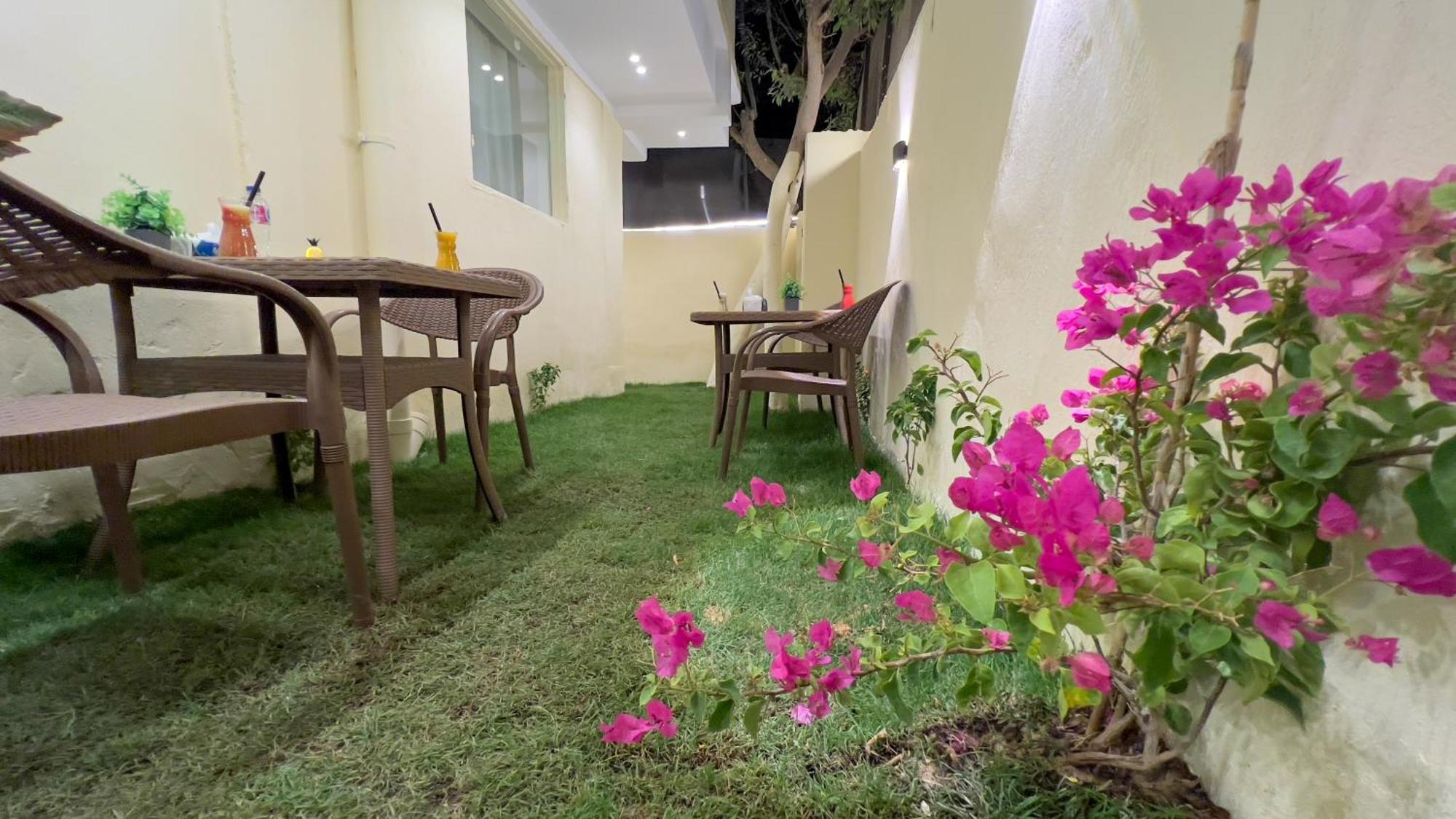Pyramids Vista Inn Kafret el-Gabal エクステリア 写真